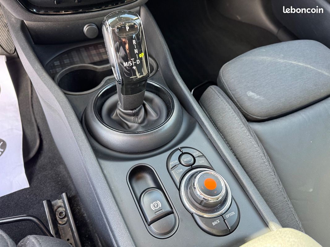 MINI CLUBMAN COOPER S 192Ch BVA8 5 PORTES (image 16)