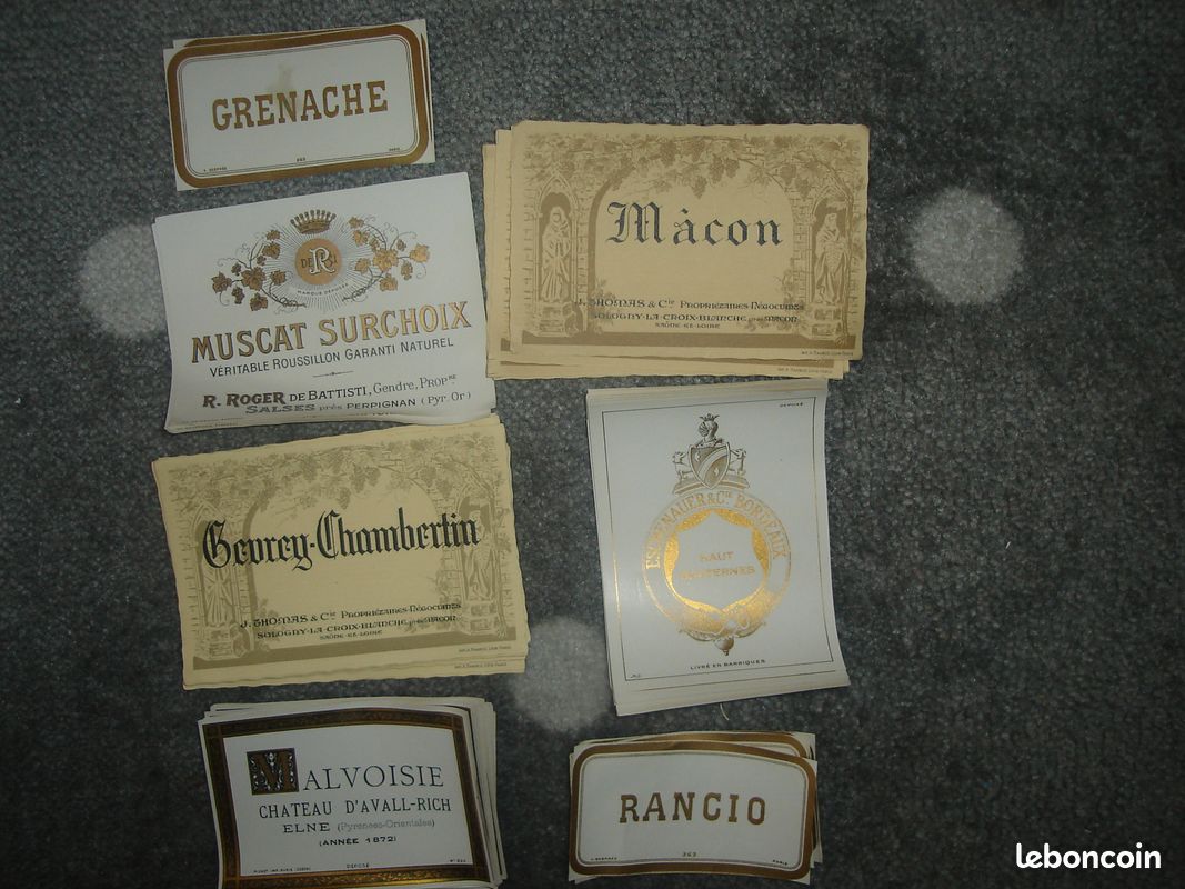 Lot d'etiquettes de vins (image 1)