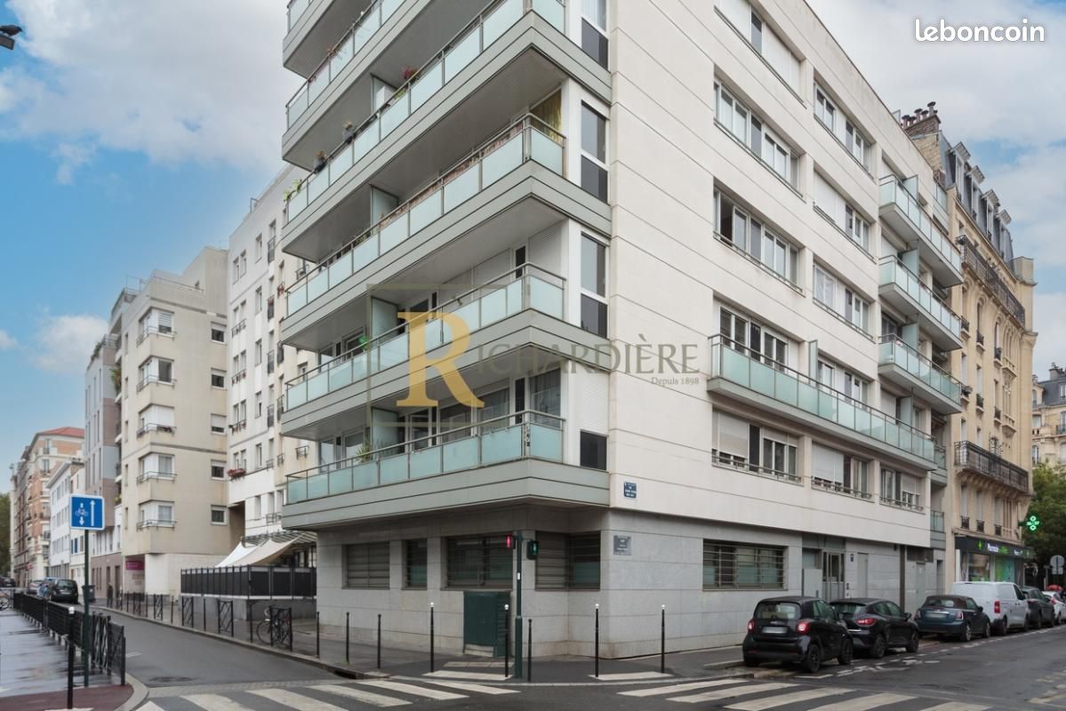 Appartement 1 pièce 37 m² · à Clichy · 37 m² · 234 800 €