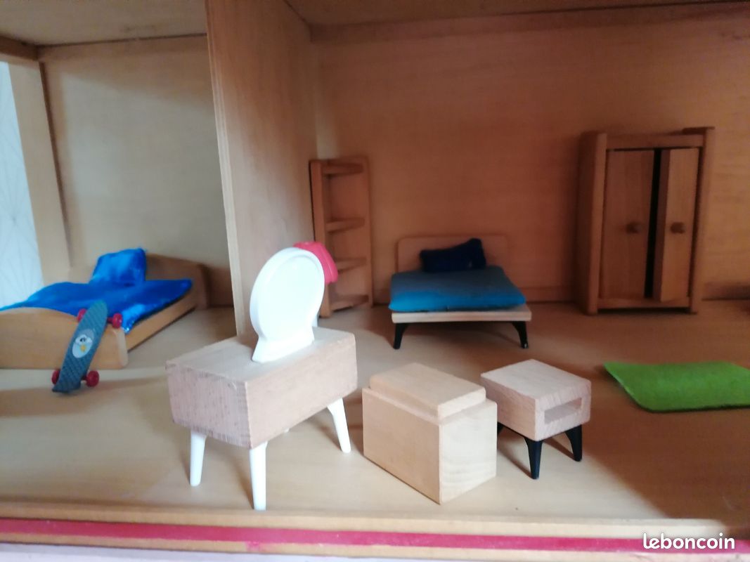 Maison de poupée en bois (image 3)