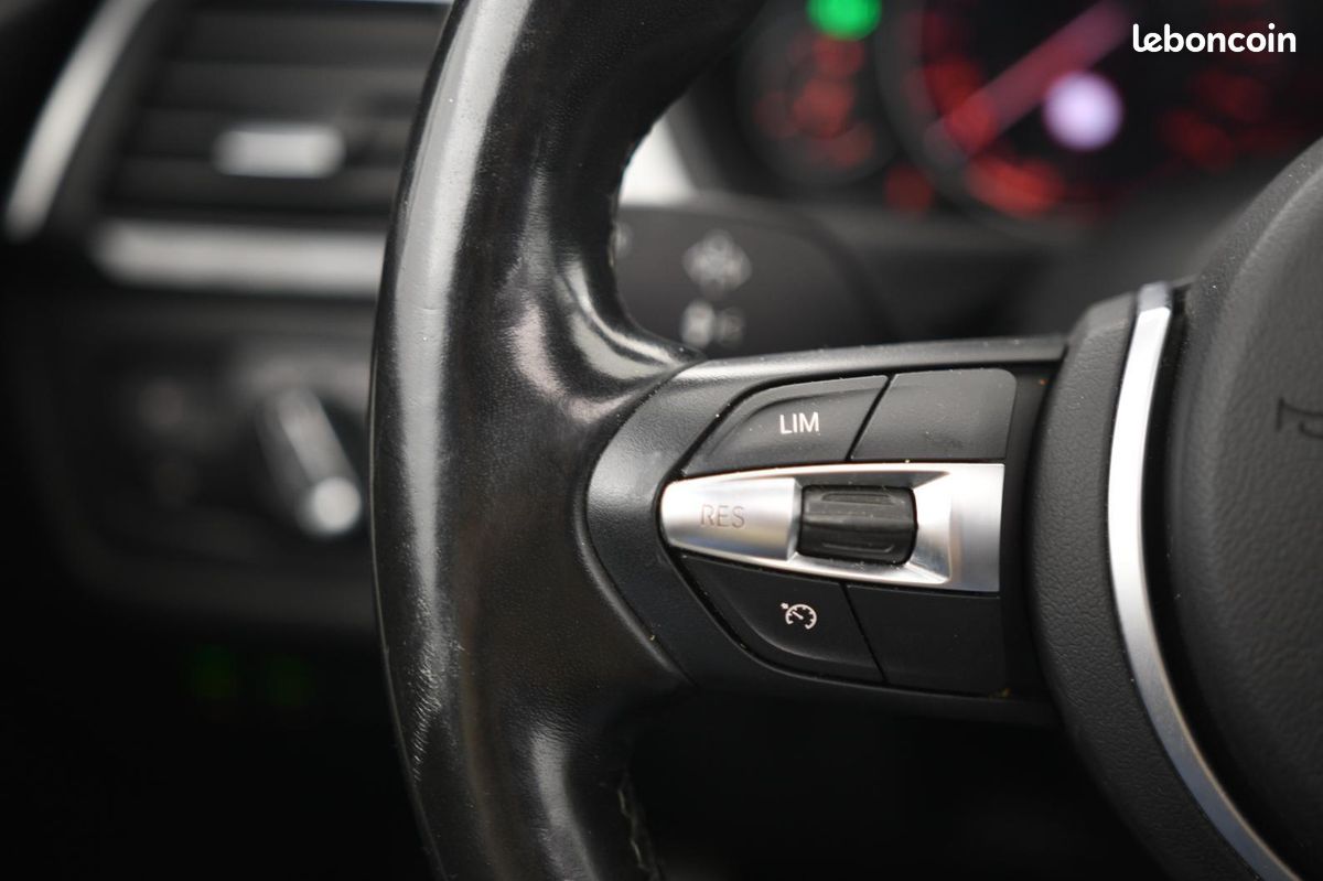 BMW SERIE 3 318dA M Sport Ultimate T.O/ATH/KEYLESS/CAM 360 (image 24)