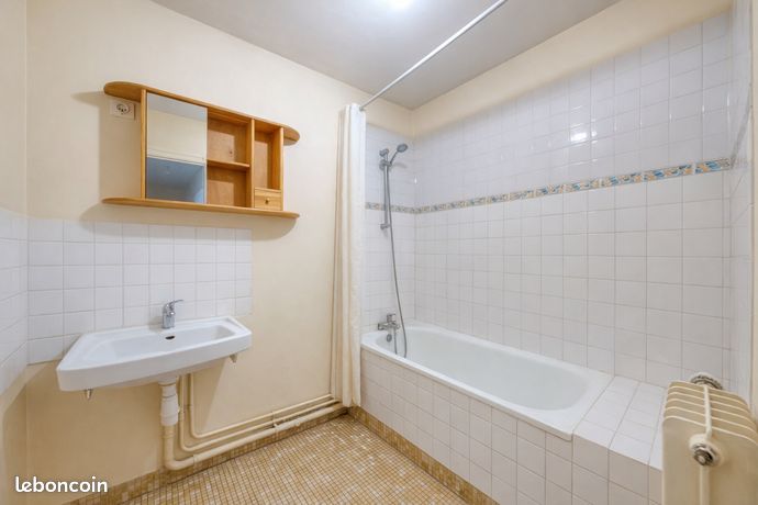 Appartement 4 pièces 77 m² — 10