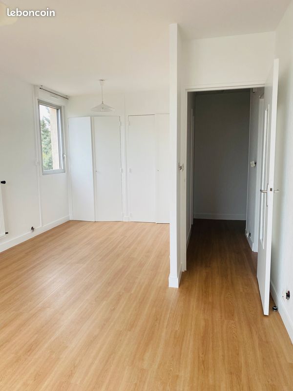 Appartement à louer dans résidence - Poitiers Gibauderie - T1 bis de 34m2 - Poitiers 86000 (image principale 1)