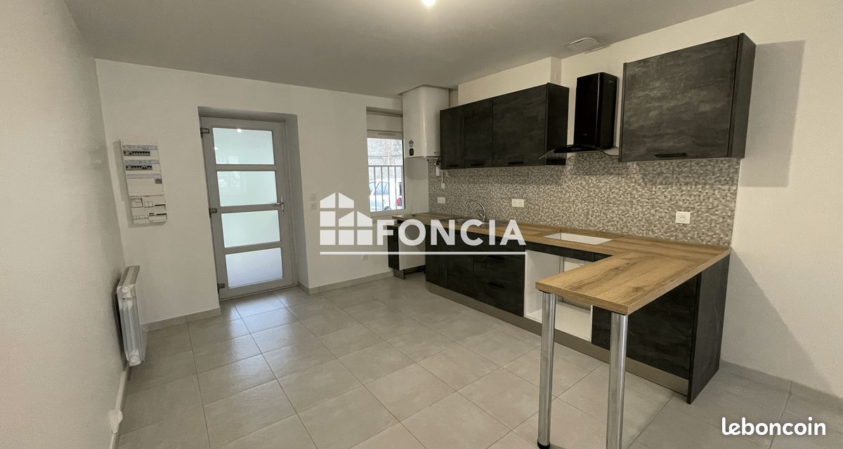 Appartement 3 pièces 65 m² · à Miribel · 65 m² · 800 €