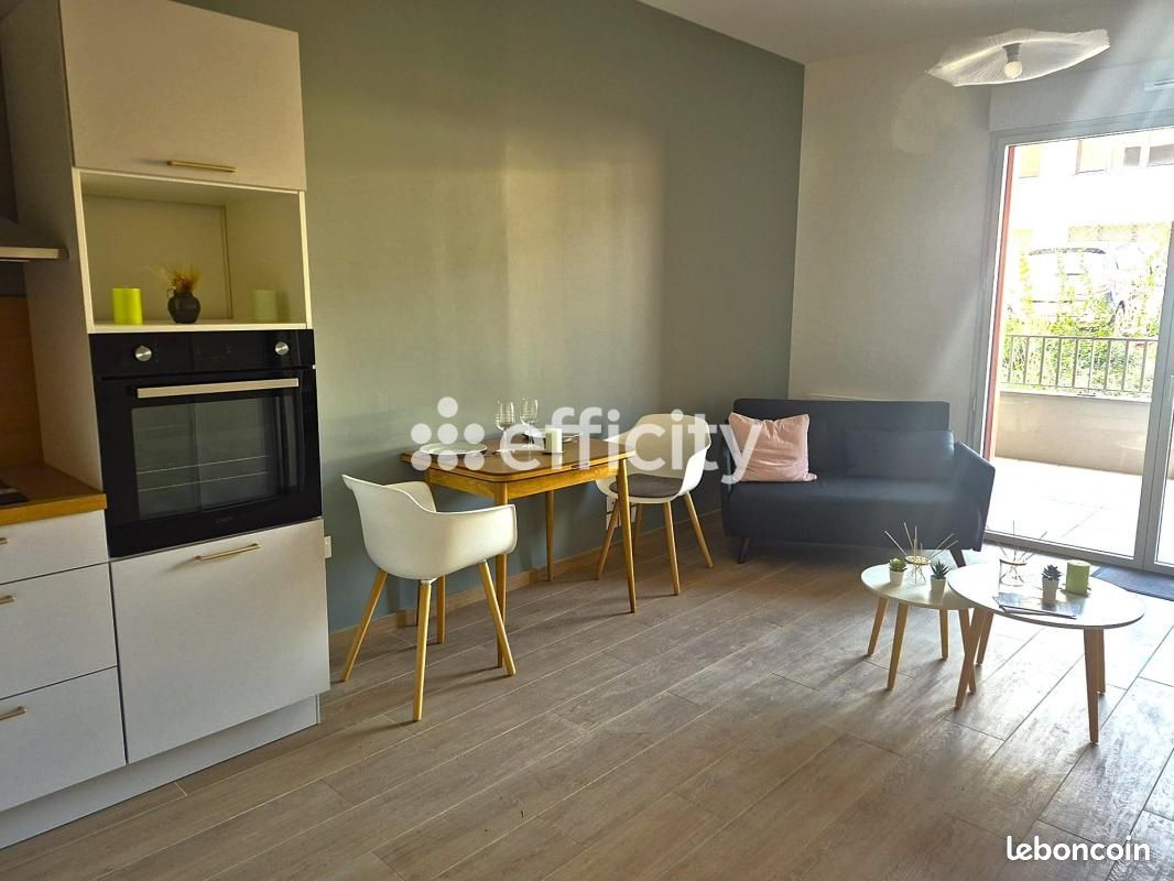 Appartement 3 pièces 56 m² · à Tassin-la-Demi-Lune · 56 m² · 1 000 €