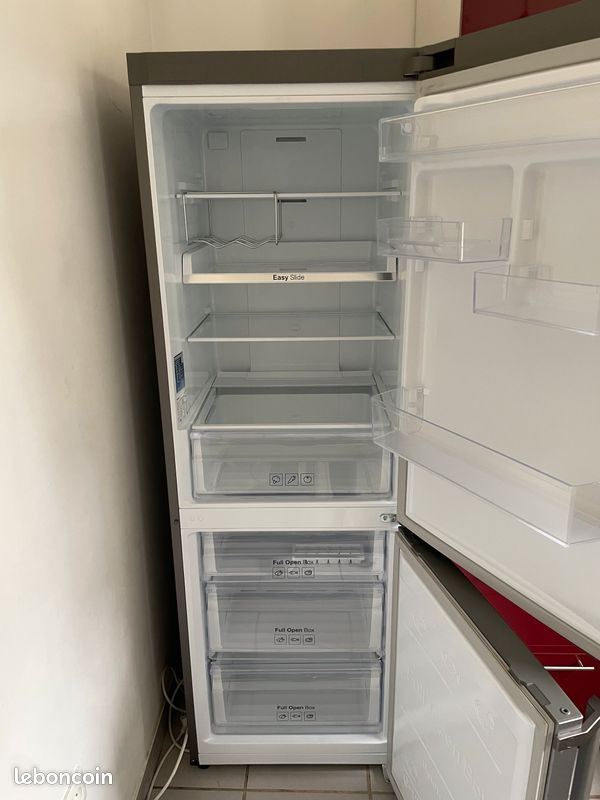 Réfrigérateur et congélateur bas Samsung (image 2)