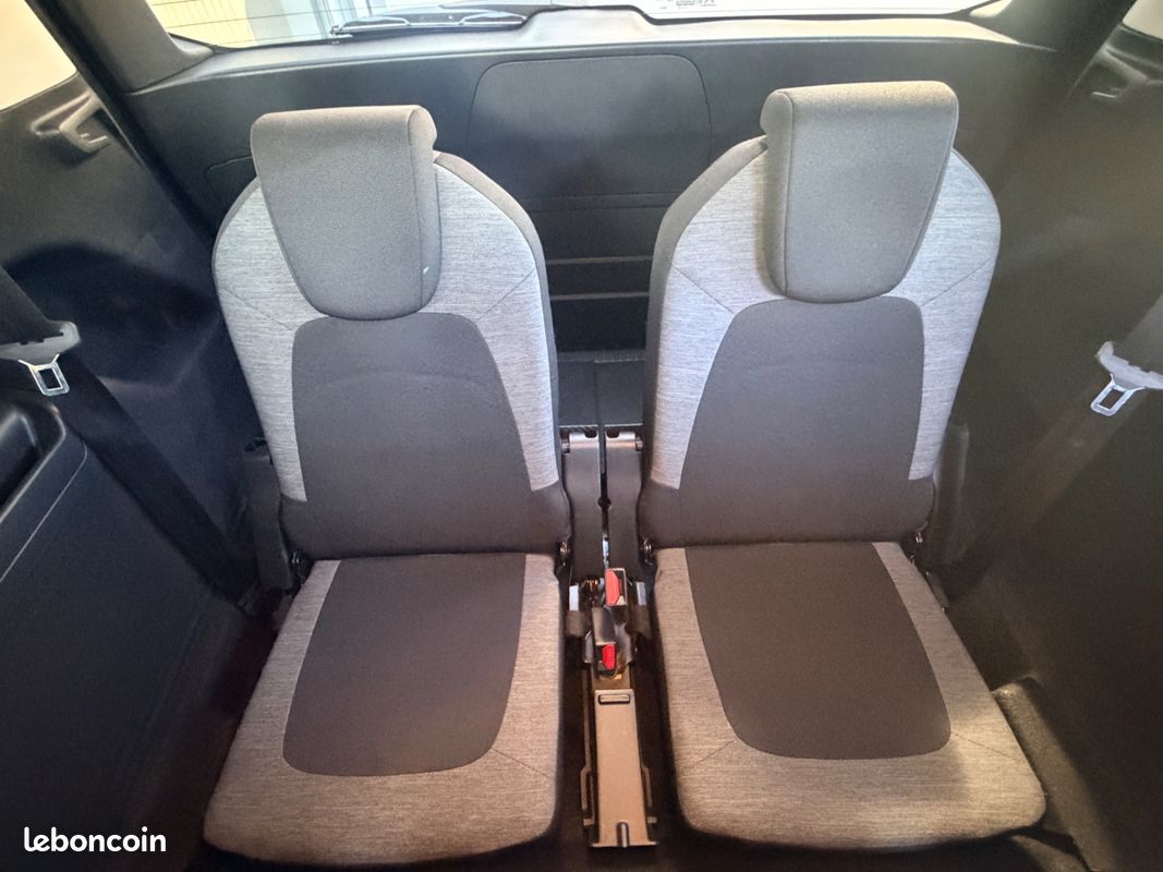Citroen c4 grand picasso 1.2 puretech 130 ch business 7 places eat6 + camera de recul + carplay (image 25)
