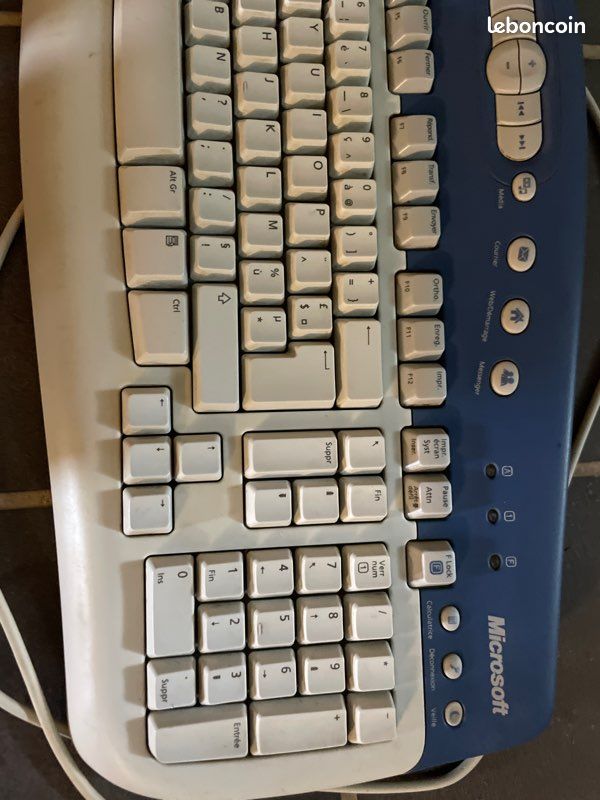 Clavier Microsoft Qwerty Norvégien Rétroéclairé 11680 reconditionné