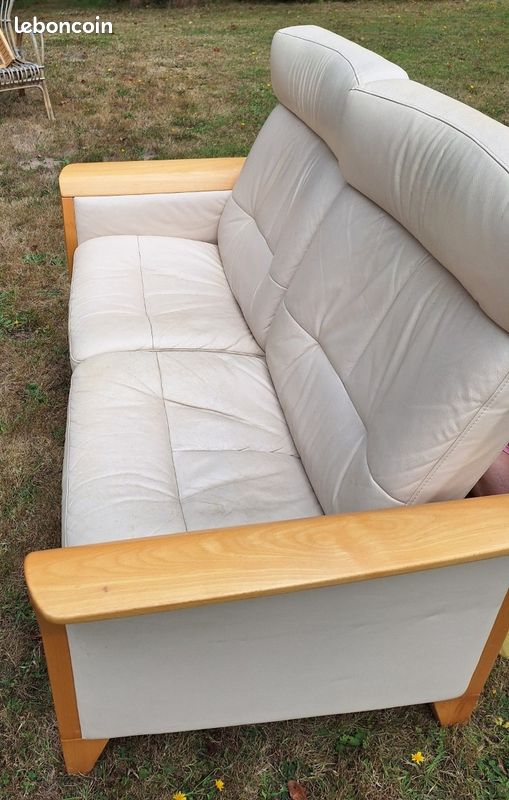 Vends canapé stressless deux places en cuir (image 1)