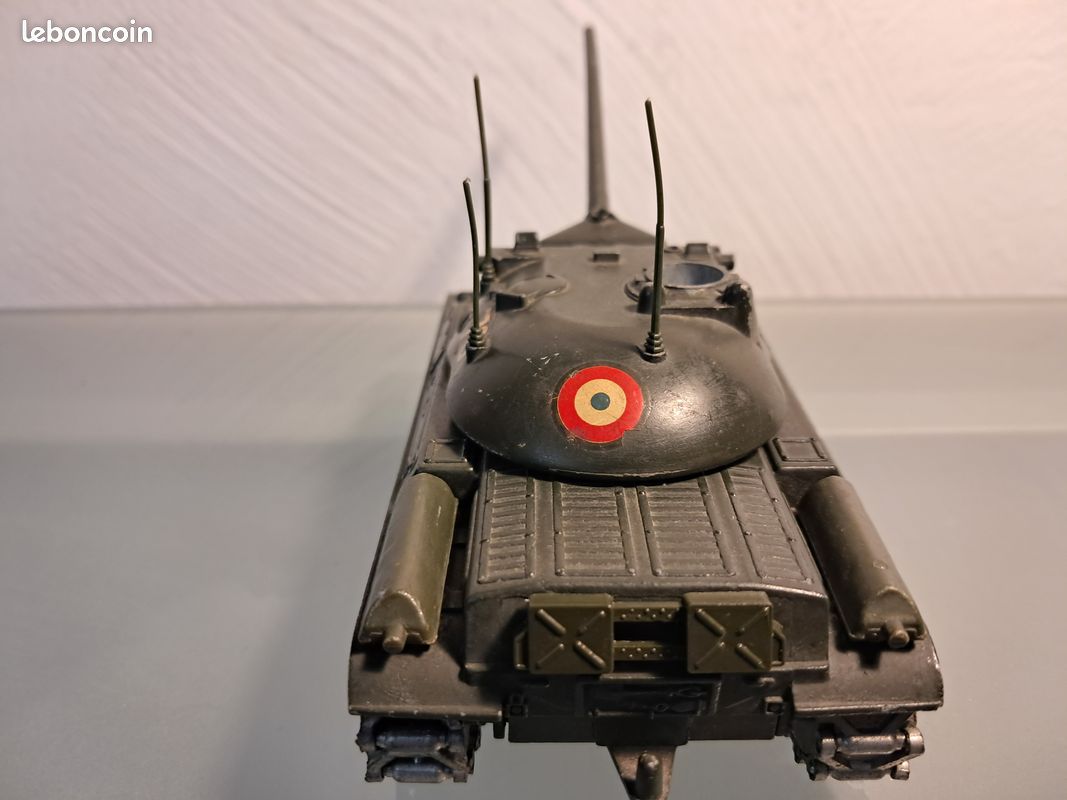 Véhicule Militaire Guerre SOLIDO Made In France Char Blindé AMX 30T N8161 Véhicule Militaire Guerre SOLIDO Made In France Char Blindé AMX 30T N8161