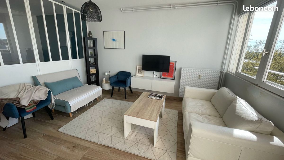 Appartement 1 pièce 33 m² · à Poitiers · 33 m² · 670 €