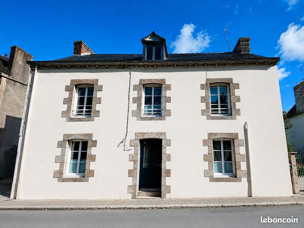 Maison 5 pièces 120 m² · à La Chèze · 120 m² · 166 400 €