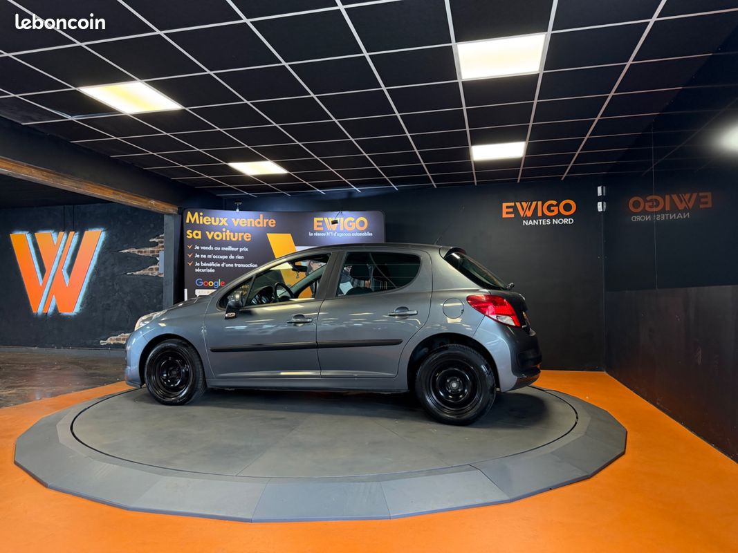 PEUGEOT 207 1.4 VTI 95 ACTIVE / CLIMATISATION / EMBRAYAGE NEUf (image 24)