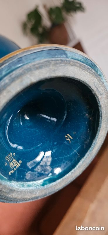 Paire de vases en faïence (image 4)