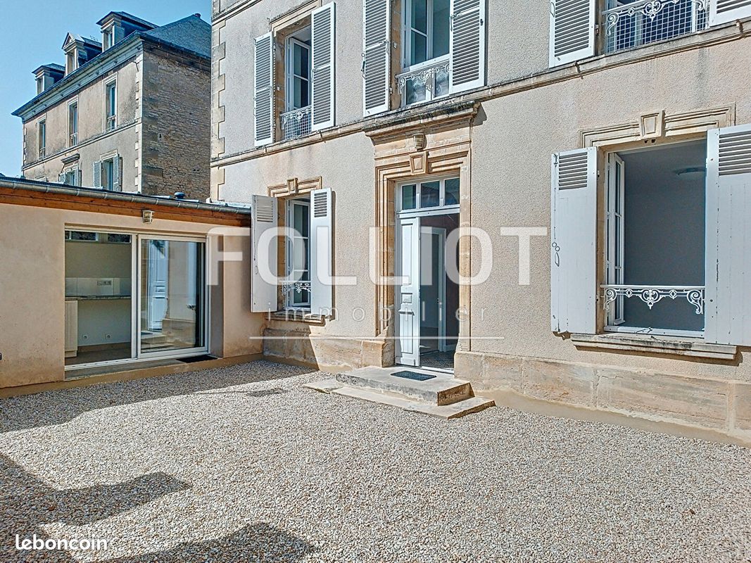 Maison 5 pièces 100 m² · à Lion-sur-Mer · 100 m² · 1 250 €/mois