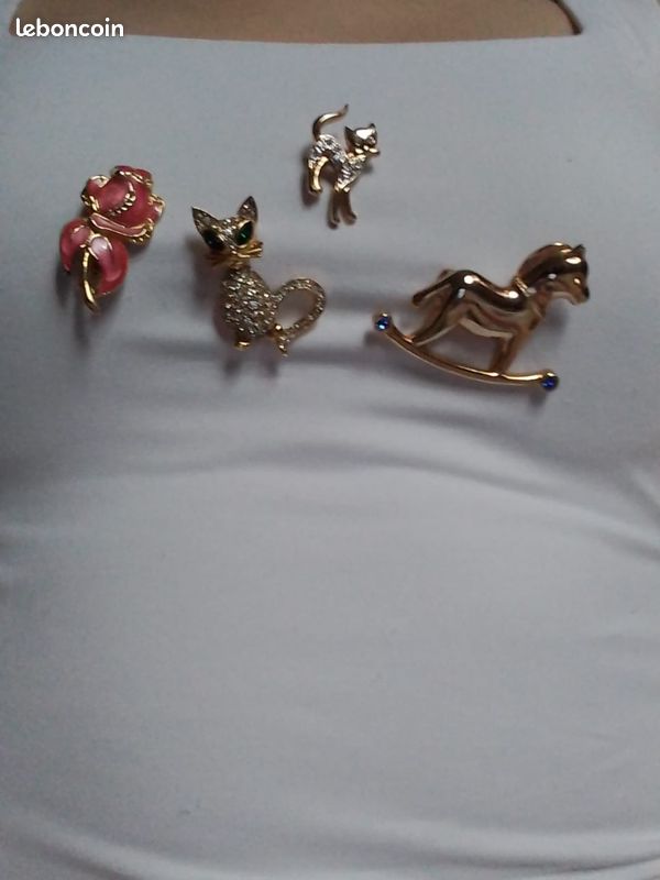 Broche Fantaisie Femme Cheval Doré - Bijou Animal élégant - Cadeau Cavalière