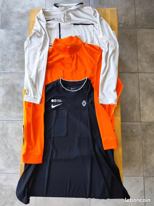 Maillots Nike arbitre football - Taille XL (image 1)