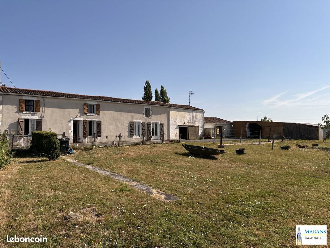 Maison 8 pièces 130 m² · à L'Île-d'Elle · 130 m² · 170 000 €