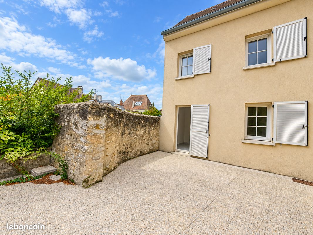 2 pièces 31 m² · à Senlis · 31 m² · 125 000 €