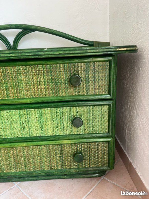 Lit, commode, table de chevet, miroir (image 5)