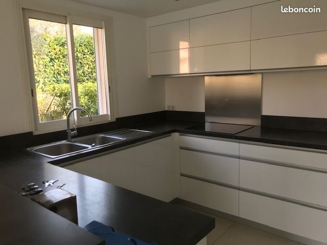 Maison 5 pièces 100 m² · à Camps-sur-l'Isle · 100 m² · 925 €/mois