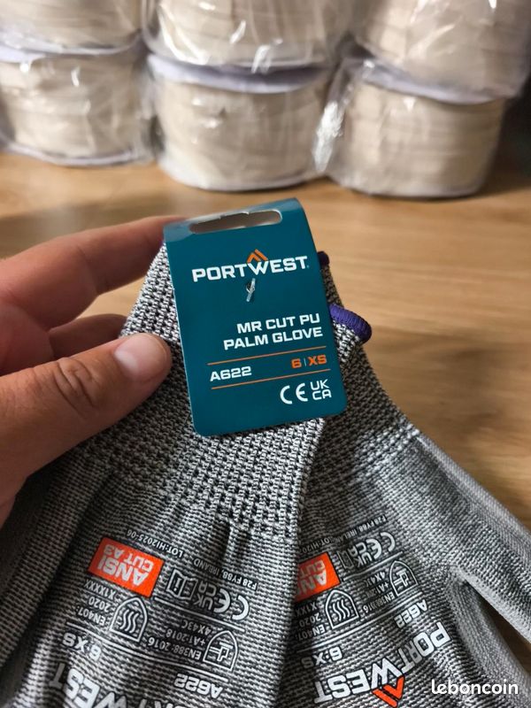 A vendre – 30 paires de gants Portwest A622 neufs (image 4)