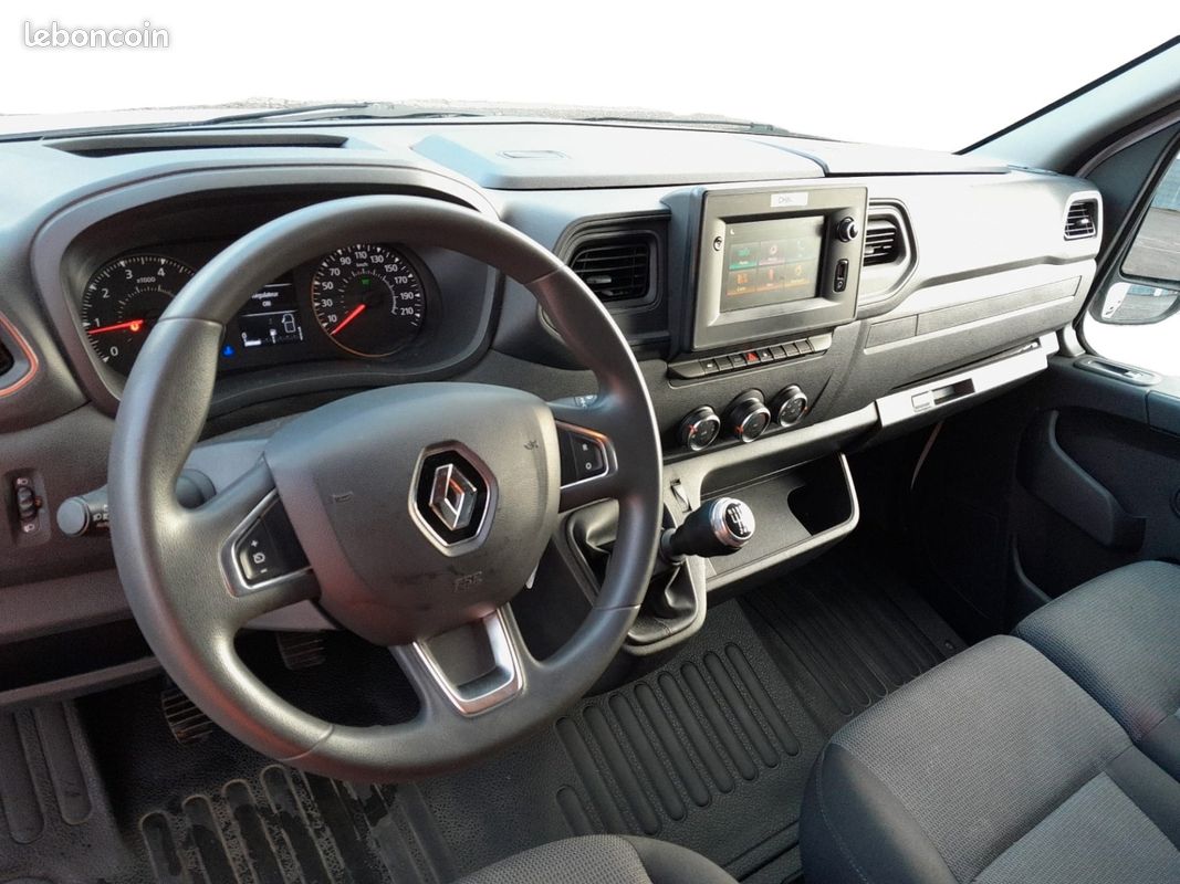 Renault Master 3 F3300 L1H2 dCi 135 Grand Confort, 1ere Main, GPS, Tab, Caméra, 3 places, TVA récup, Reprise Possible (image 2)
