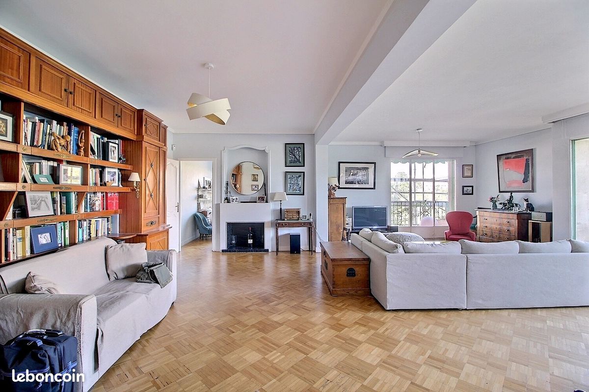 Appartement 7 pièces 174 m² · à Marseille · 174 m² · 745 000 €