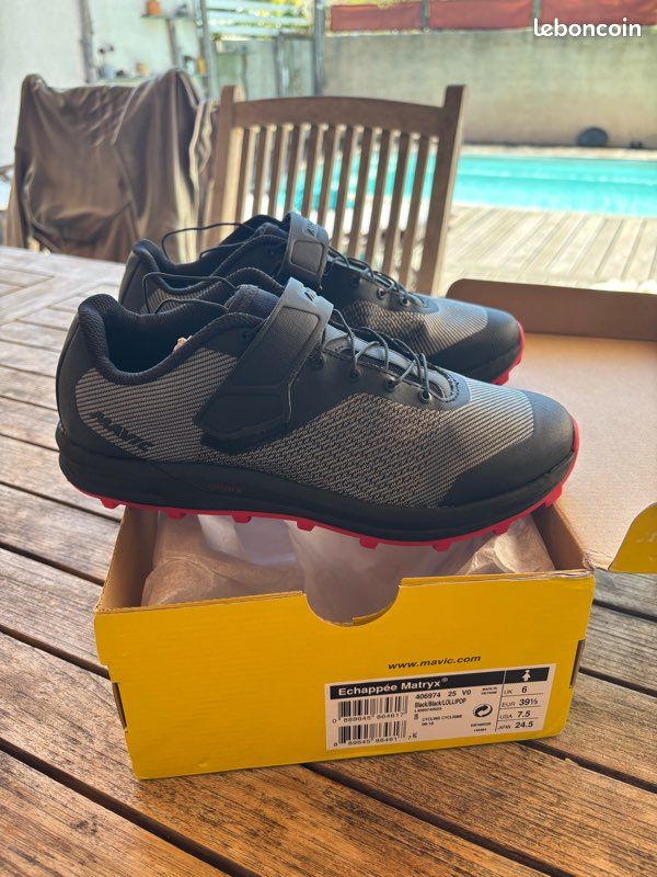 Mavic chaussures de route Echappée Trail II Femme 6 US Cycles Beaumier - Cycles Beaumier