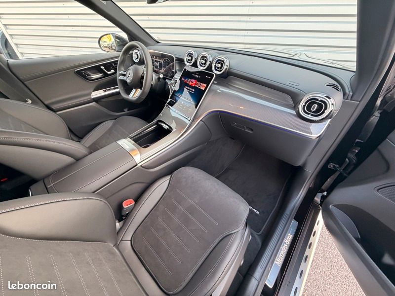 Mercedes GLC SUV 200 d 4MATIC AMG Line Li (image 11)