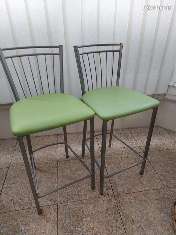 Ensemble table haute et chaises (image 3)