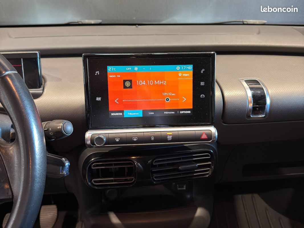 CITROEN C4 CACTUS BlueHDi 100 BVM6 Feel / moteur remplacer chez citroen à 120000 km / entretiens à jour / pneus neuf (image 17)