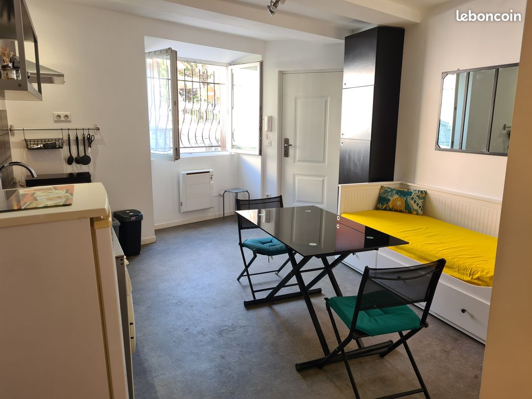 Appartement 1 pièce 25 m² · à Alès · 25 m² · 460 €