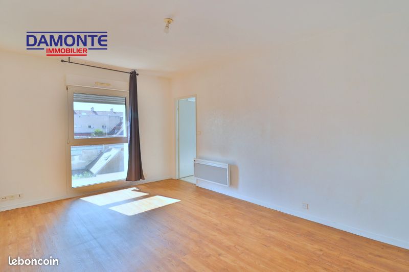 Appartement 1 pièce 38 m² · à Troyes · 38 m² · 450 €