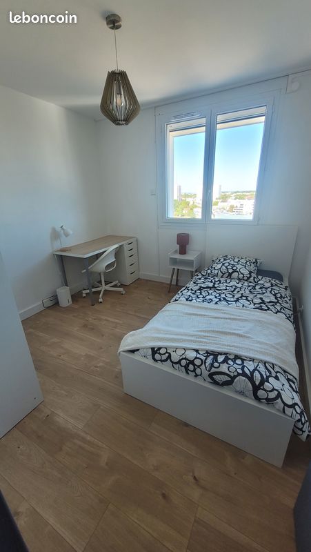 Appartement 5 pièces 73 m² · à Cenon · 73 m² · 450 €/mois