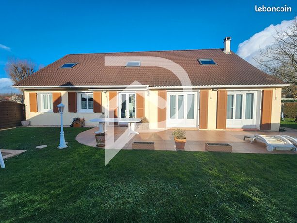 Maison 8 pièces 170 m²