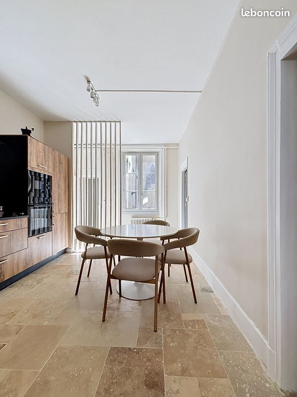 Appartement 4 pièces 110 m² · à Dole · 110 m² · 179 000 €