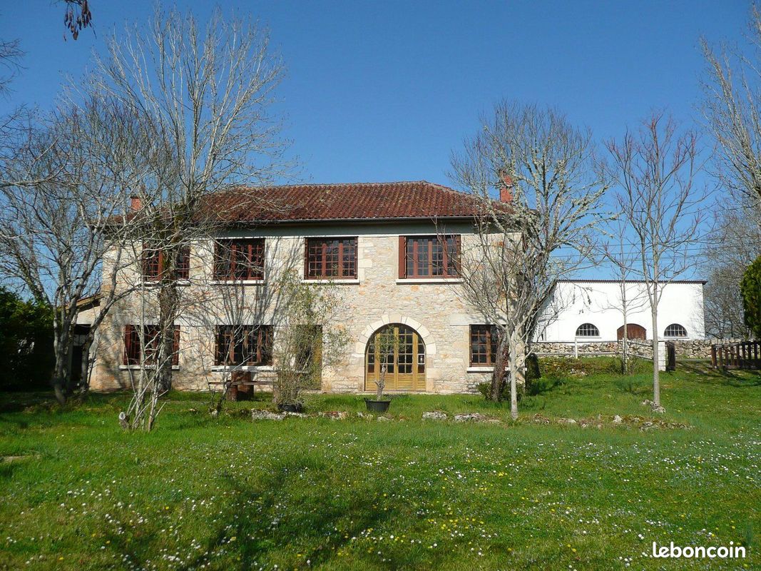 Maison 7 pièces 150 m² · à Montsalès · 150 m² · 210 800 €