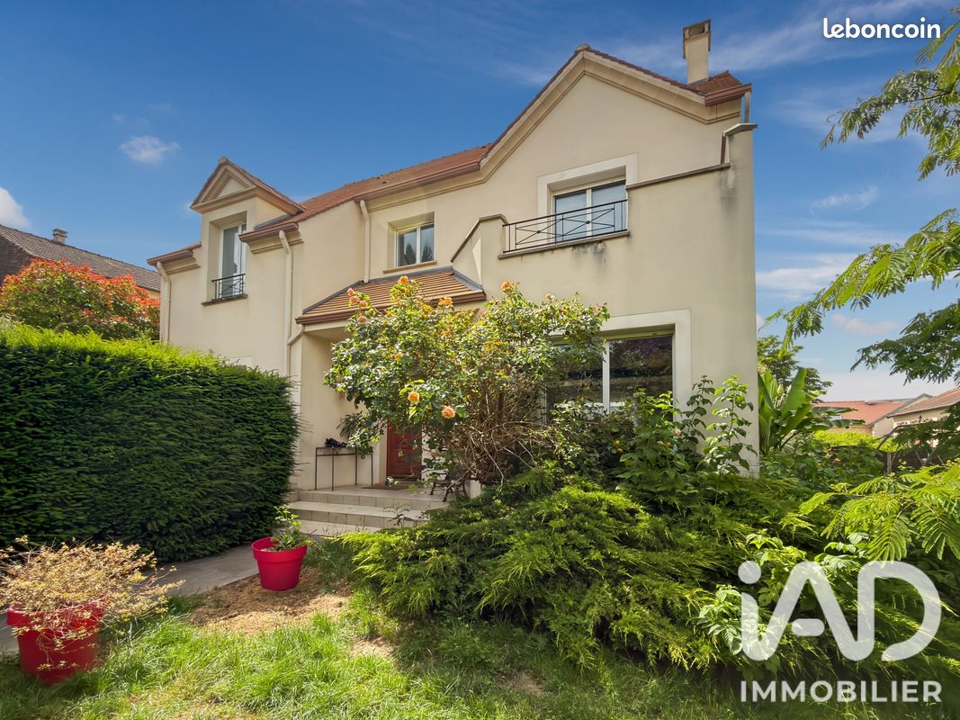 Maison 6 pièces 133 m² · à Épinay-sous-Sénart · 133 m² · 430 000 €