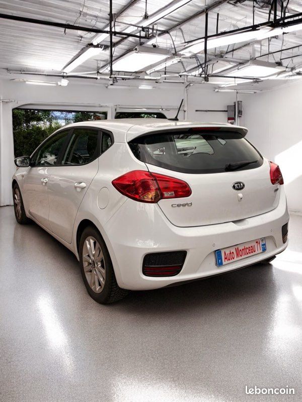 KIA Ceed Phase 2 1.6 CRDi 136 cv (image 4)
