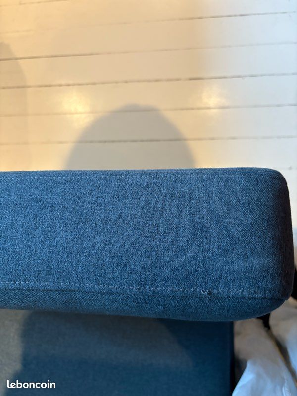 Knox, fauteuil d’appoint, bleu égée Made.com (image 4)