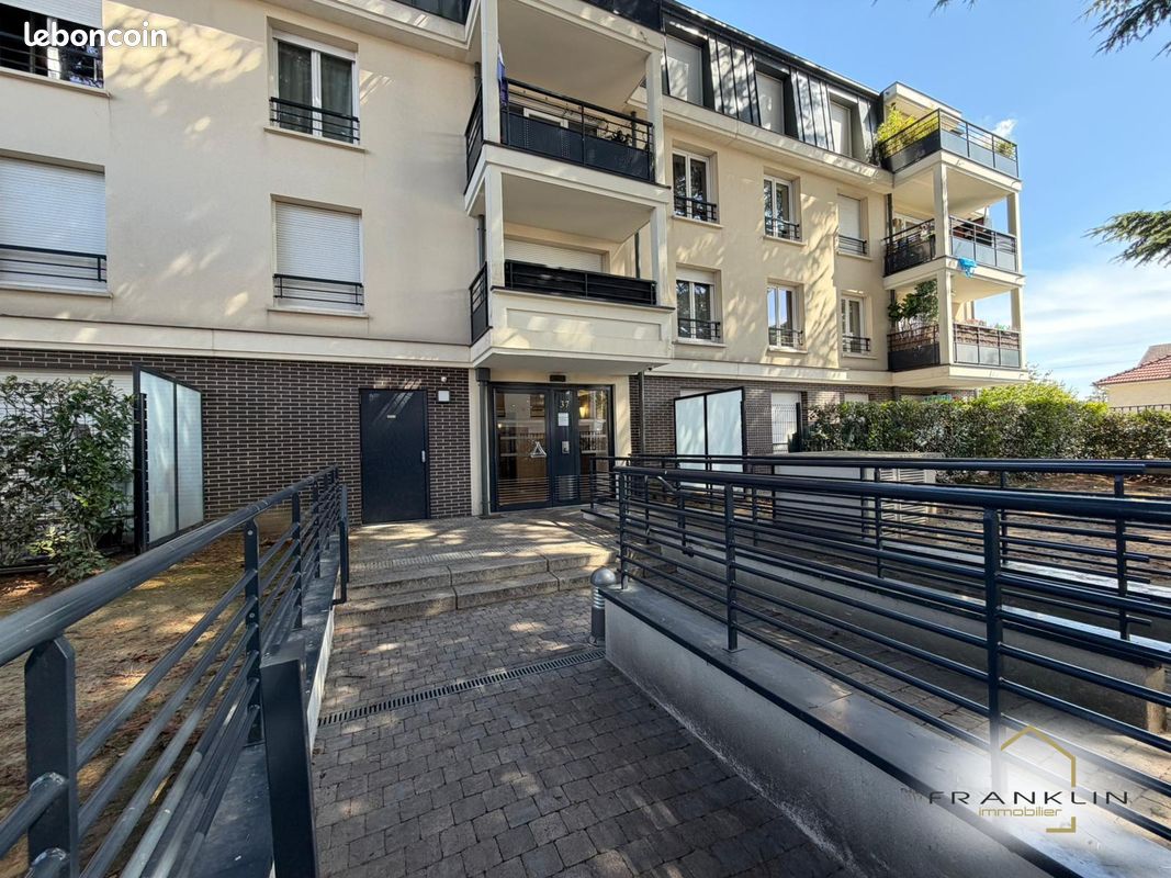 Appartement 4 pièces 83 m² · à Tremblay-en-France · 83 m² · 248 000 €