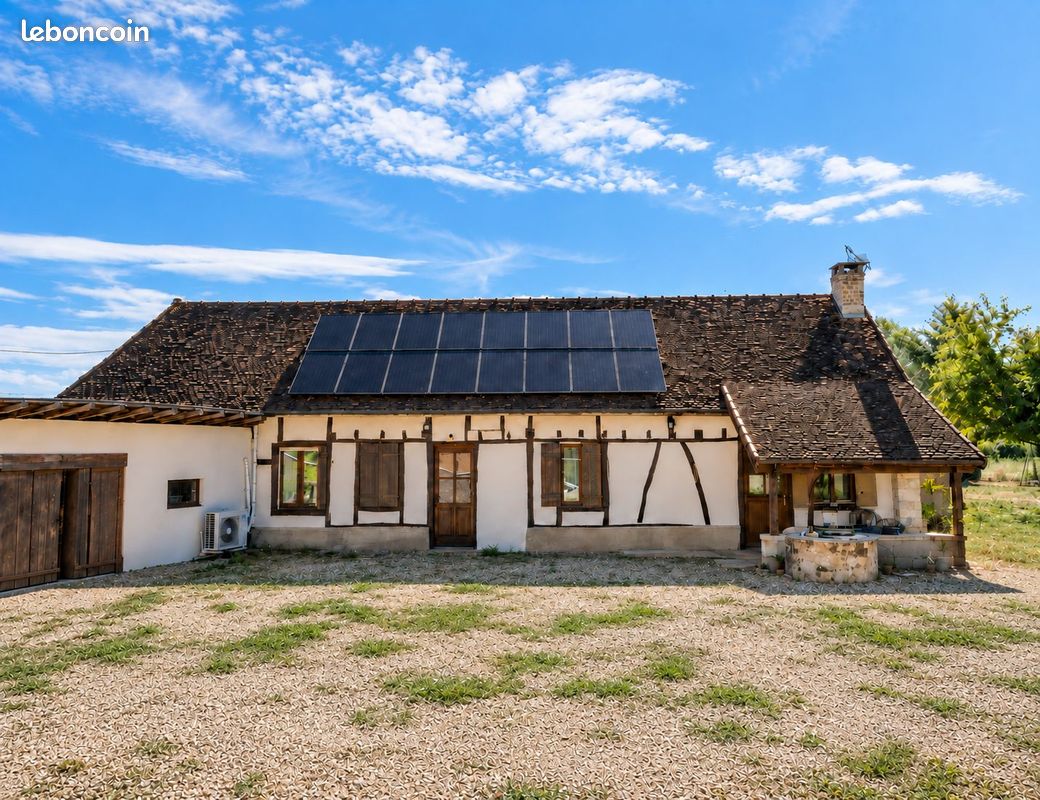 Maison 6 pièces 130 m² · à Saint-Gervais-en-Vallière · 130 m² · 233 000 €