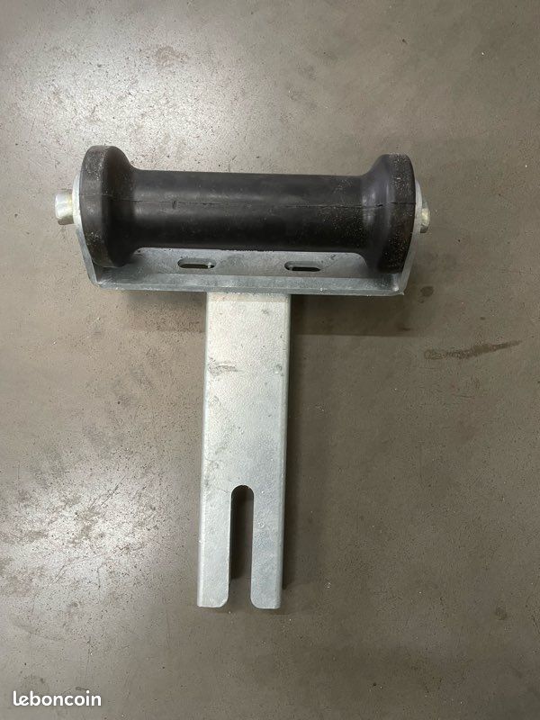 Galets Bleus Pour Remorque Bateau - Rouleaux Bimatière 120mm - Ne Tache Pas La Coque - Fabriqué En France