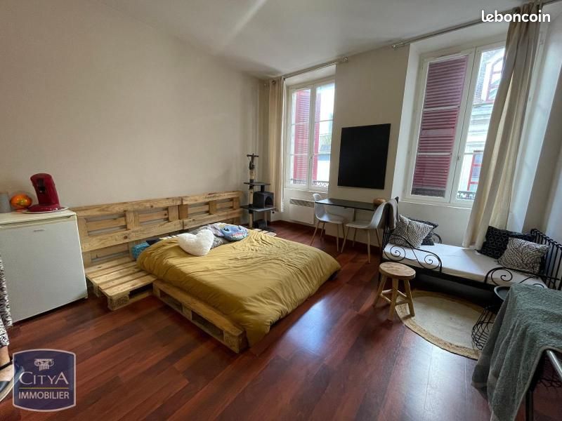 Appartement 1 pièce 27 m² · à Pau · 27 m² · 450 €