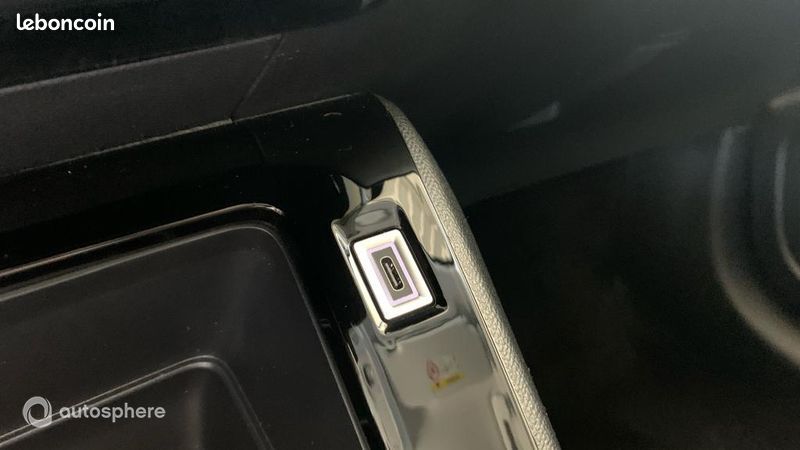 Peugeot 208 1.2 PureTech 100ch S&S Active (image 30)
