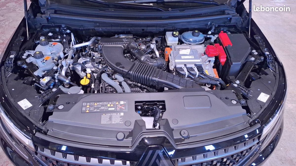 Renault espace e tech full hybrid 200 gsr2 esprit (image 20)