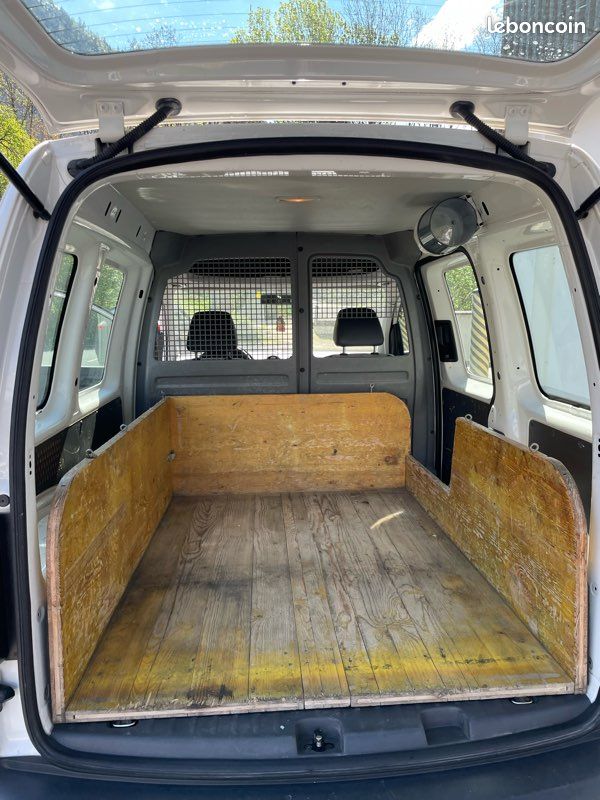 VOLKSWAGEN CADDY 1.6 TDI 105cv (image 8)