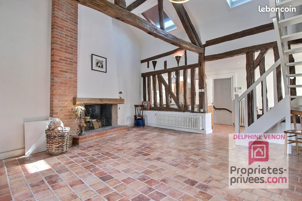 Propriété 8 pièces 247 m² (image 9)