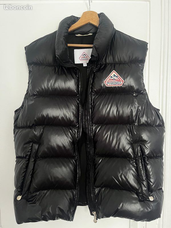 Jacket Pyrenex Sans Manche Noir Doudoune Sans Manche à Capuche